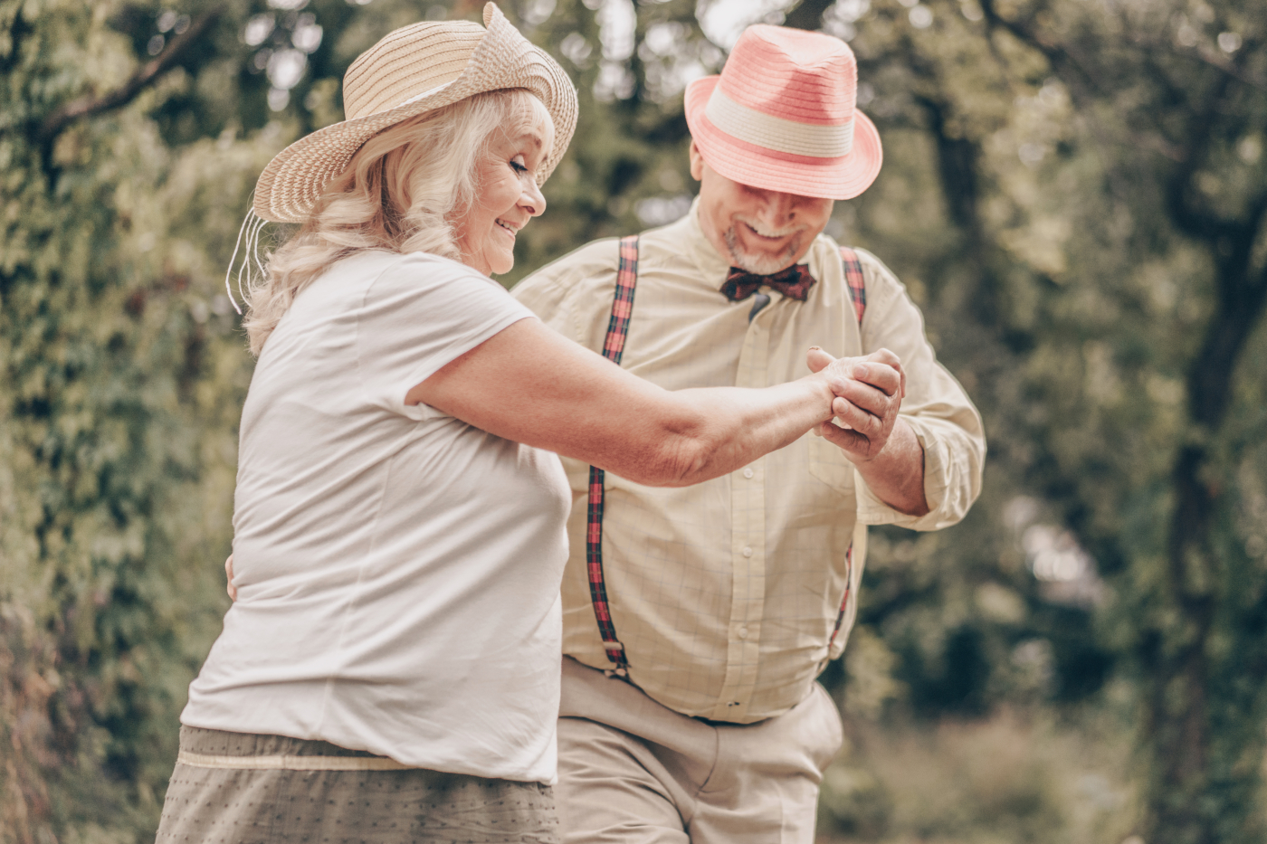 Seniors Fashion Show with Live Music in Dudweiler Community Center